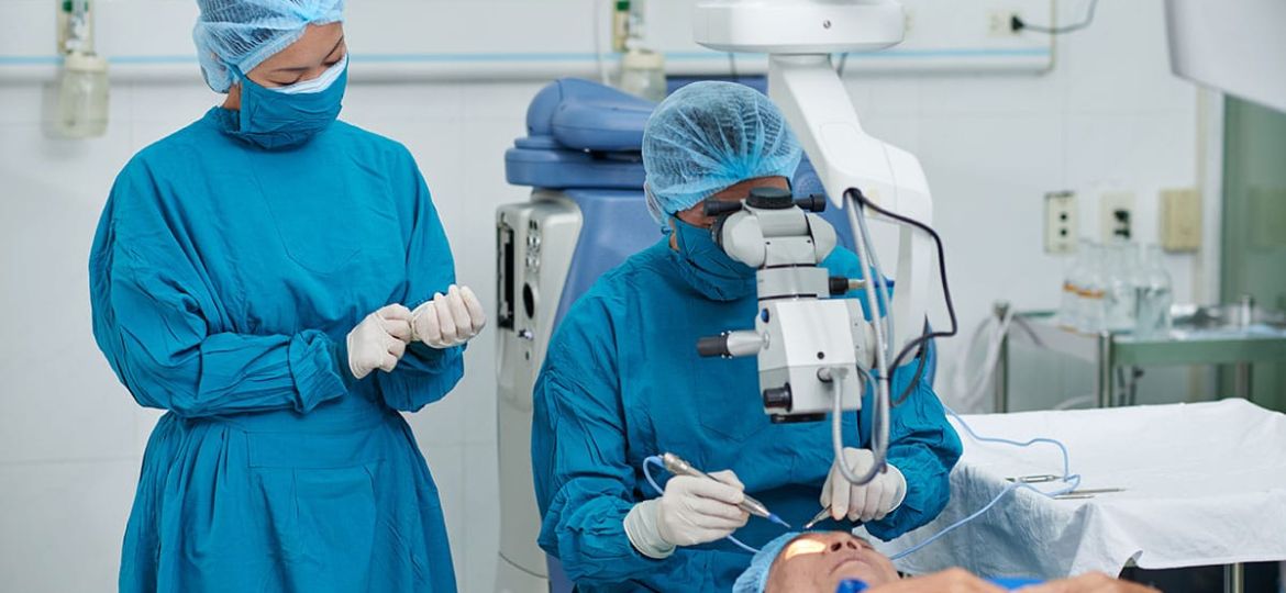 Cataract Surgery in Singapore - Eye Max Centre